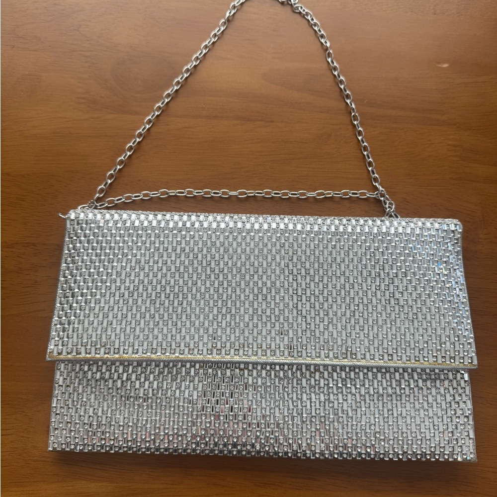 Elegant Silver Chain Clutch